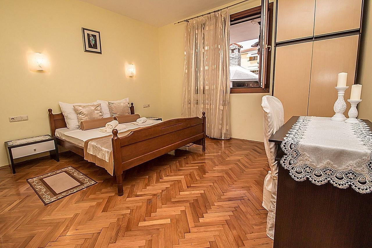 Villa Rose Rovinj Exterior photo