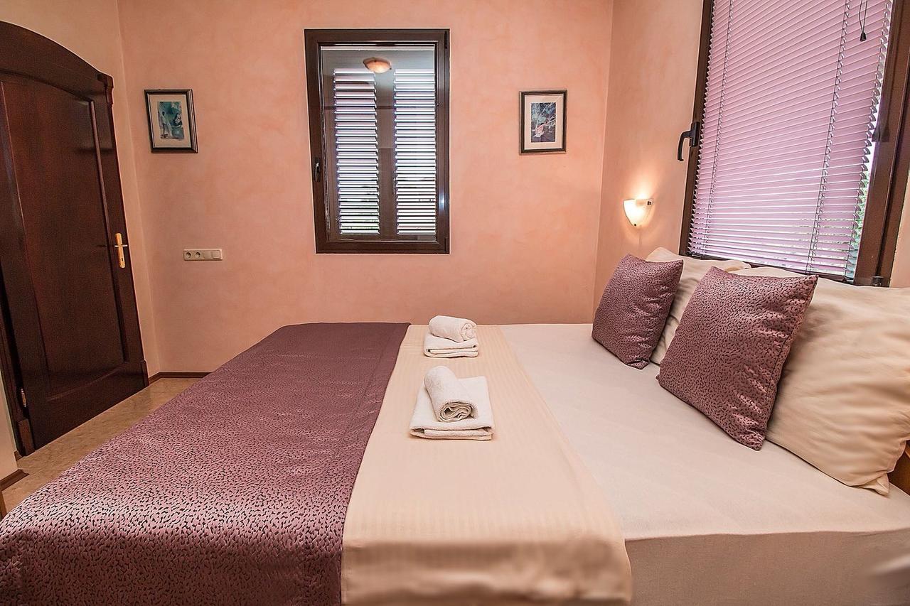 Villa Rose Rovinj Exterior photo